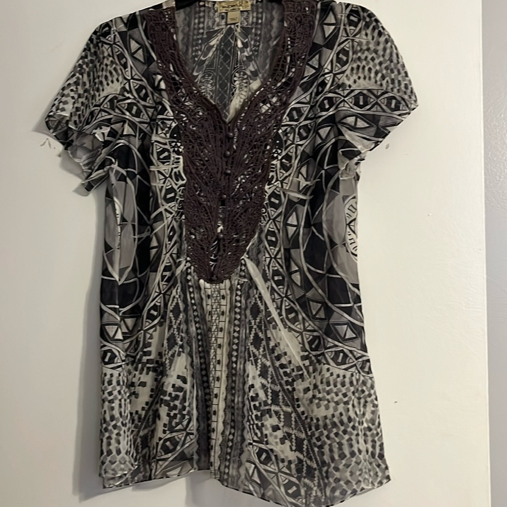 World Unity blouse size S Black/ Grey